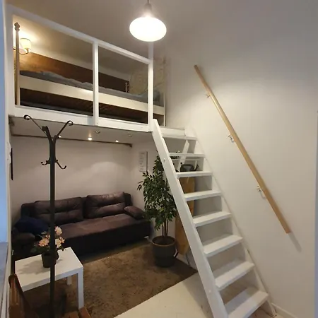Cozy With Air Condition Freshly Renovated * Budapeszt