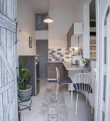 Cozy Studio Apartment With Air Condition Apartament *