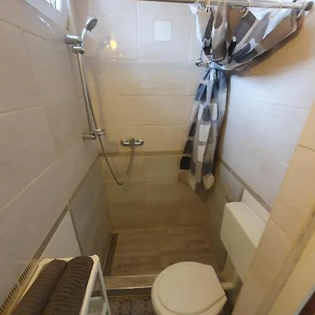 Cozy With Air Condition Apartamento